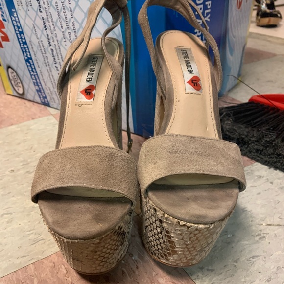 Steve Madden Snakeskin Chunky Heels - Picture 2 of 5